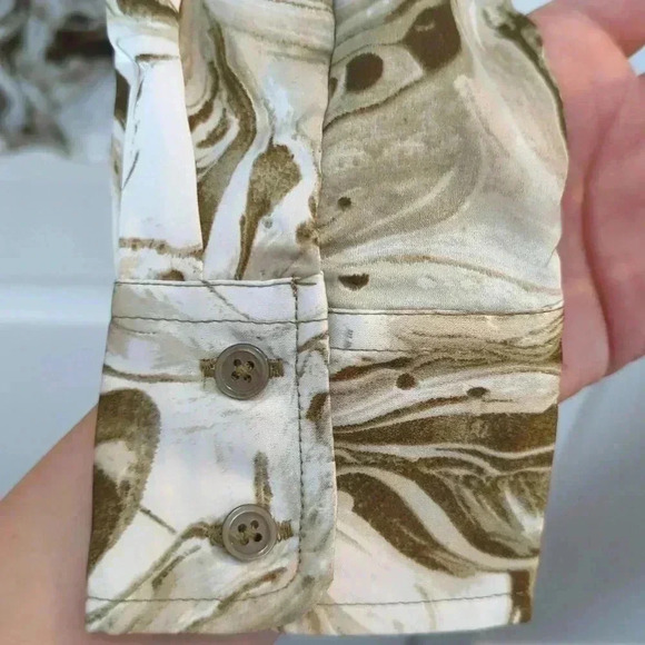 Eliane Rose women's button down long sleeve shirt - Picture 4 of 8